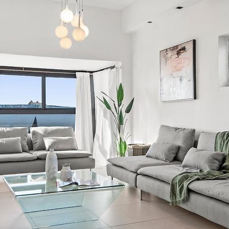 Glorious Renovated Apartment On Top Of The Beach Tel Aviv Exterior foto